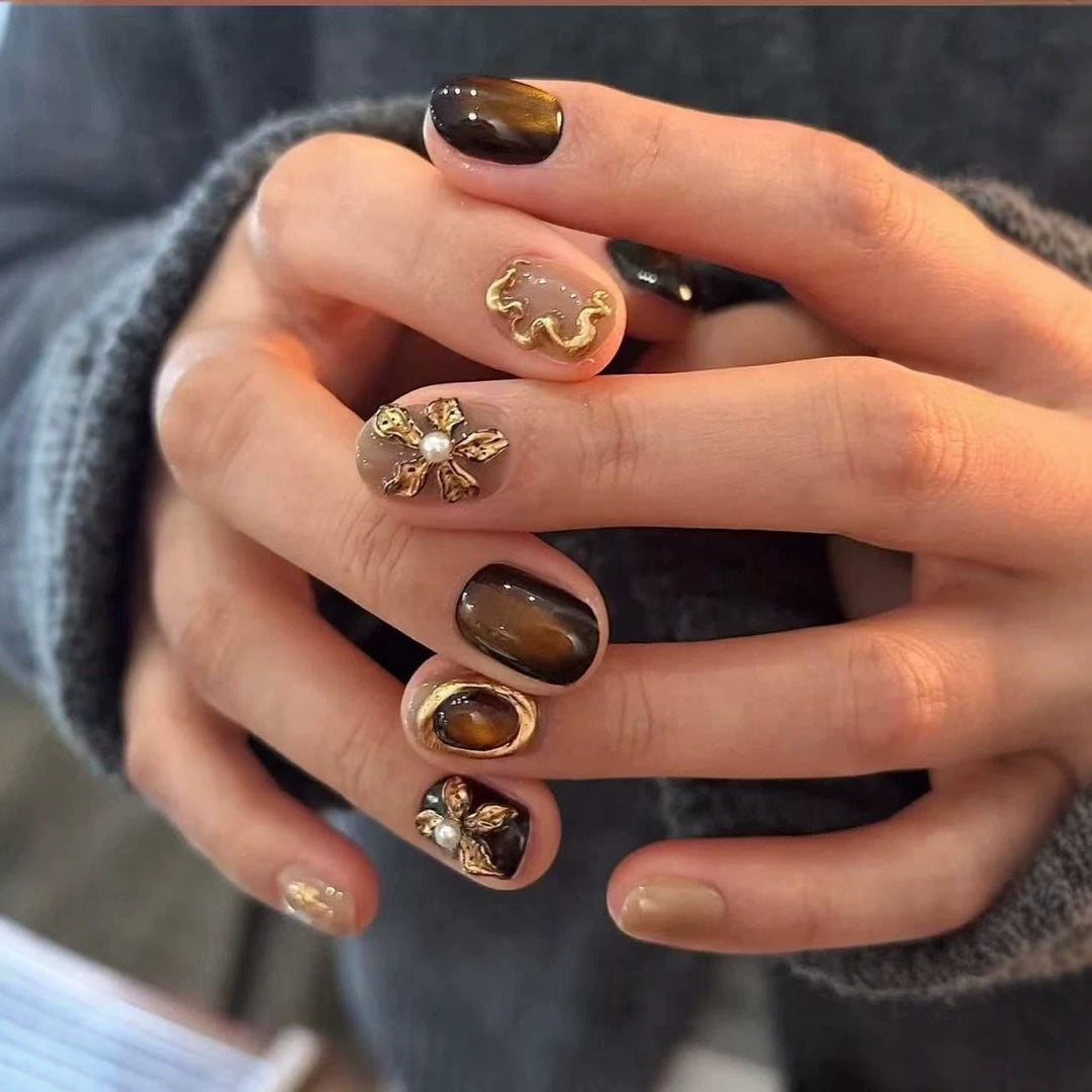 Designer Nail Art with Decorative Elements Kalsten