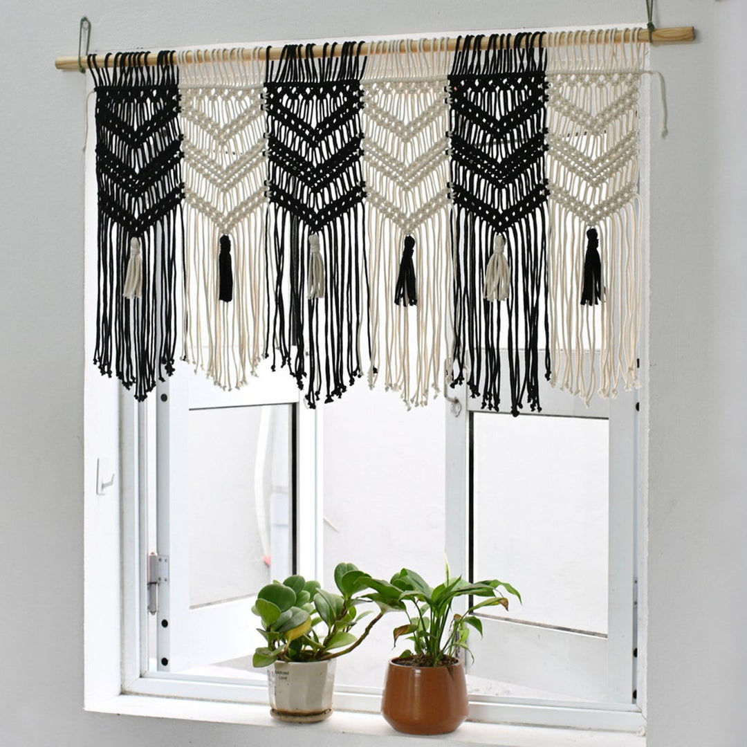 Macrame Wall Tapestry with Decorative Tassels Kalsten