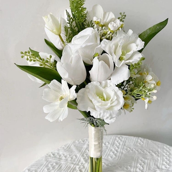 Elegant Floral Bridal Bouquet
