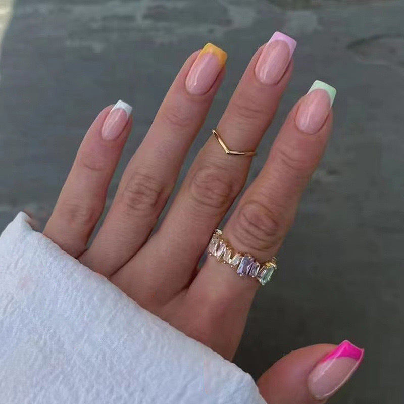 Acrylic nail set with colorful color accents Kalsten