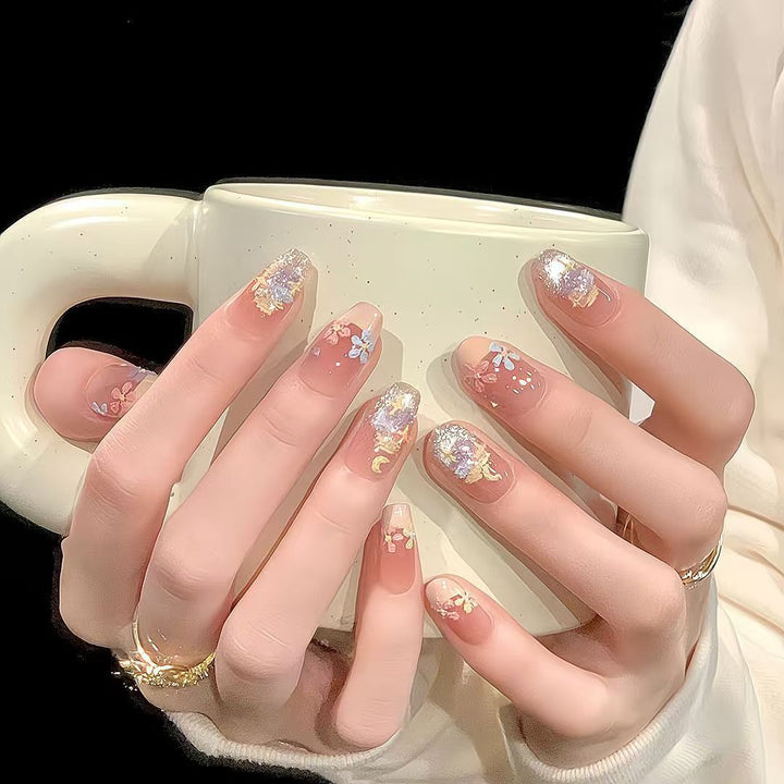 Floral-Themed Press-On Nail Design Kalsten