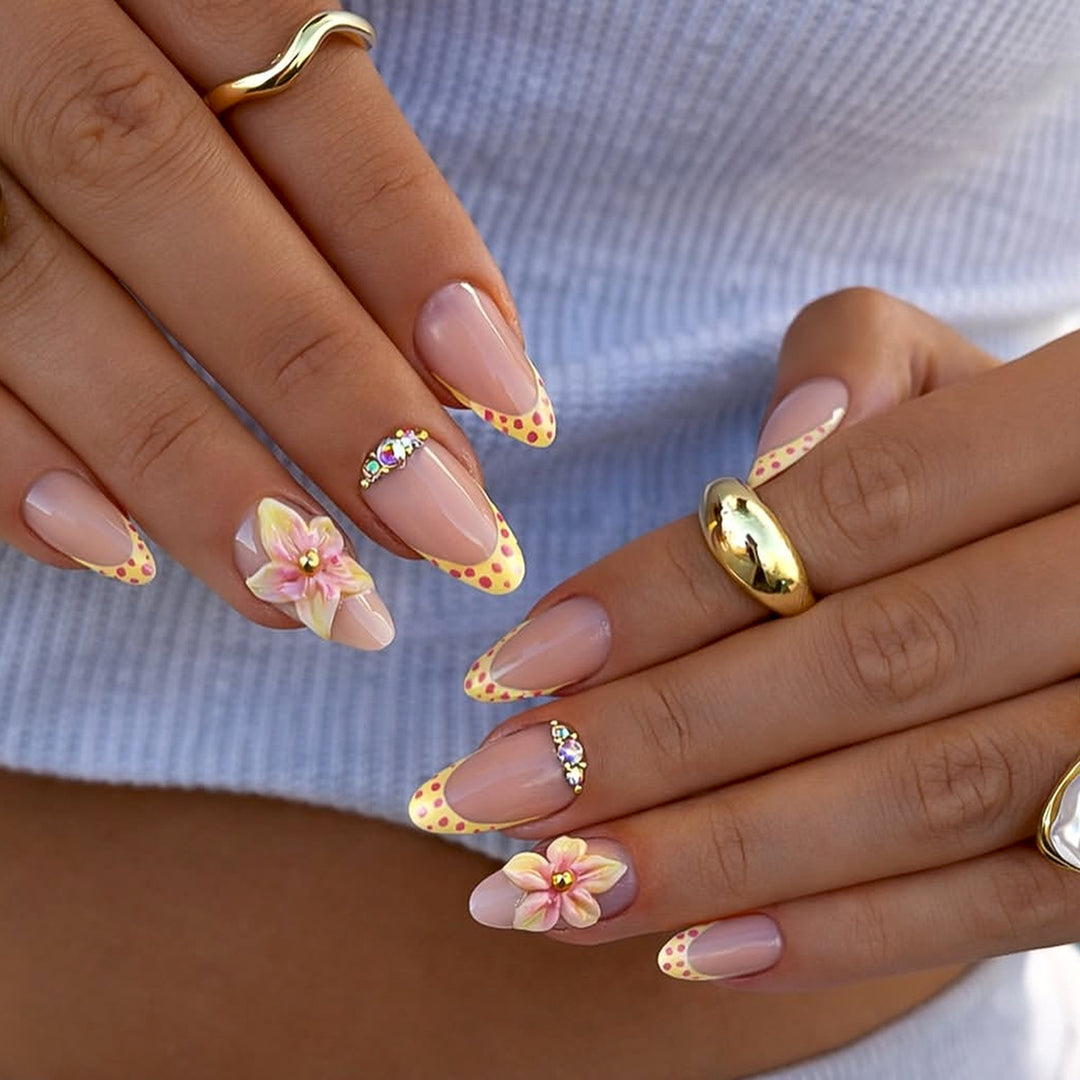 Artificial nails with floral 3D applications and elegant design Kalsten