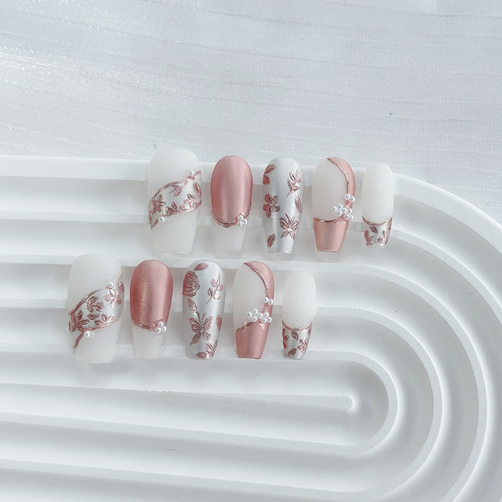 Butterfly-Embellished Press-On Nail Set