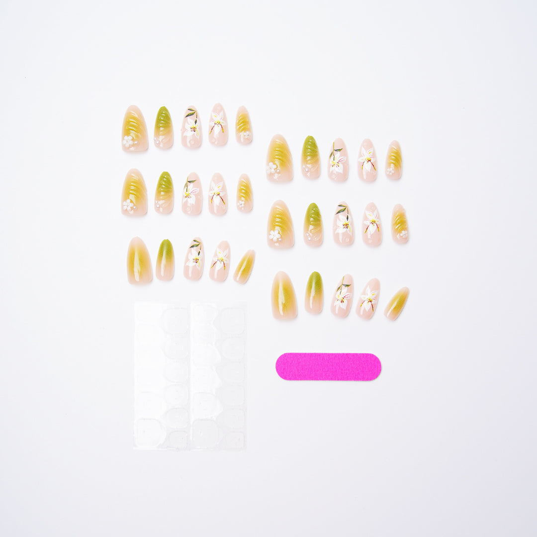 Extravagant Art Nails Kalsten