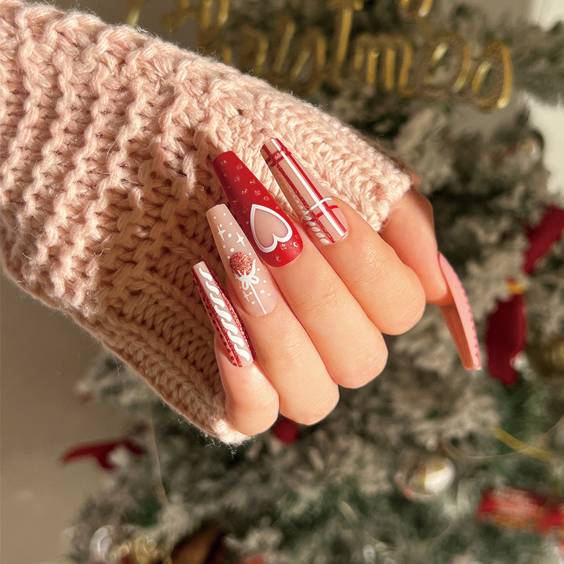 Artful nail art with floral 3D design Kalsten