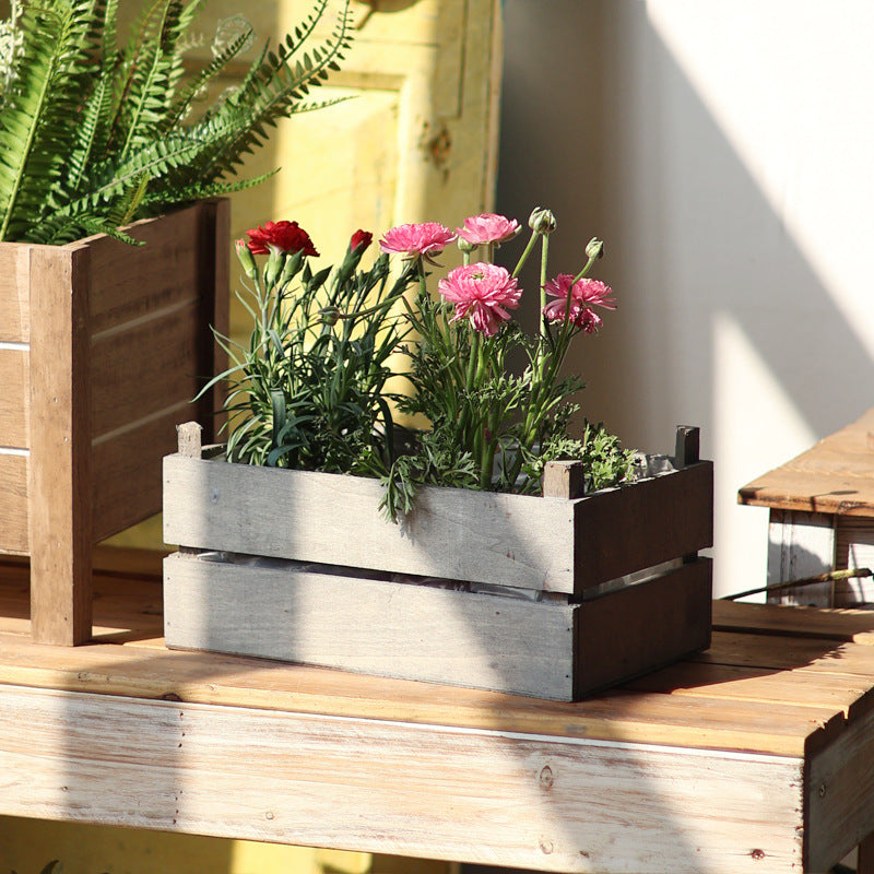 Practical storage box made of wood Kalsten