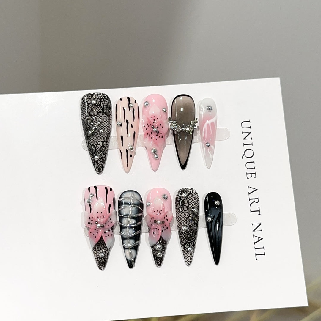Press-On Nail Art