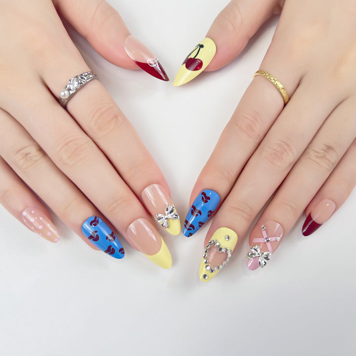 Artificial nails with floral 3D applications Kalsten
