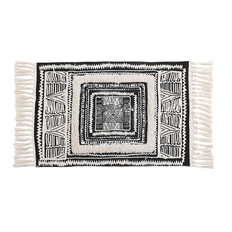 Woven runner rug with fringes and geometric ethnic pattern Kalsten