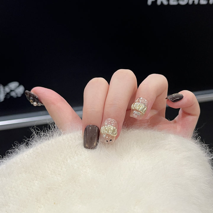 Decorative Press-On Nail Art Set with Chic Textured Accents Kalsten
