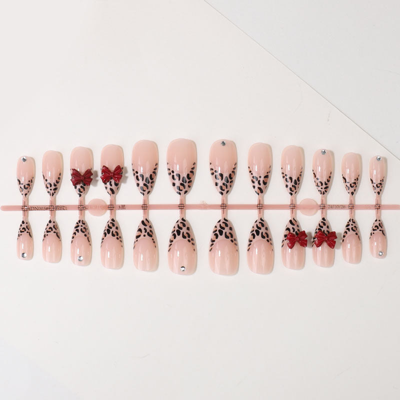 Elegant Design Press-On Nail Tips Kalsten