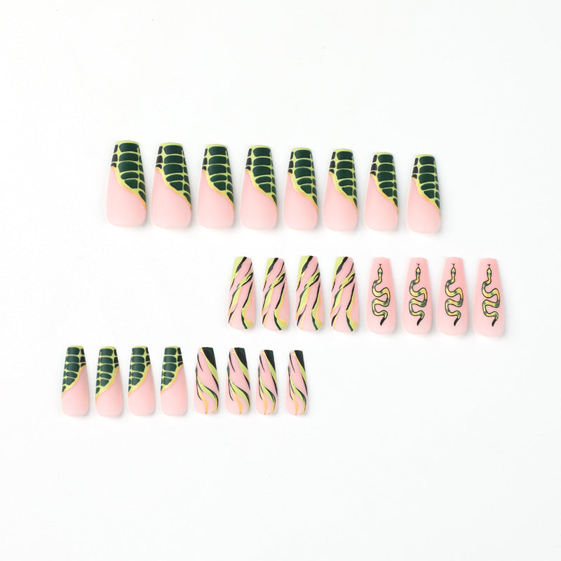 Artful Nail Extensions with Serpentine Design Kalsten