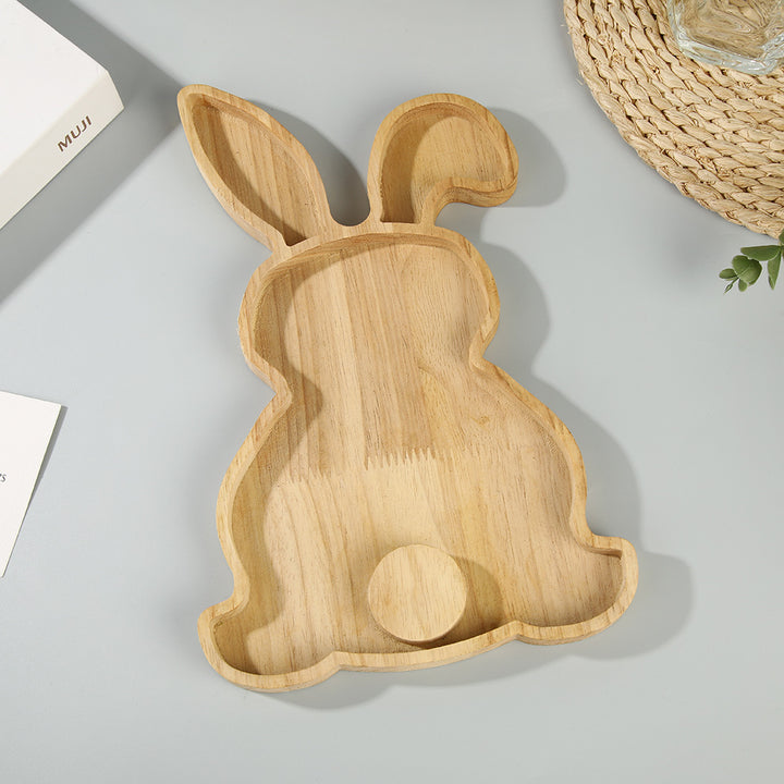 Christmas tree-shaped serving board made of solid wood with carved groove