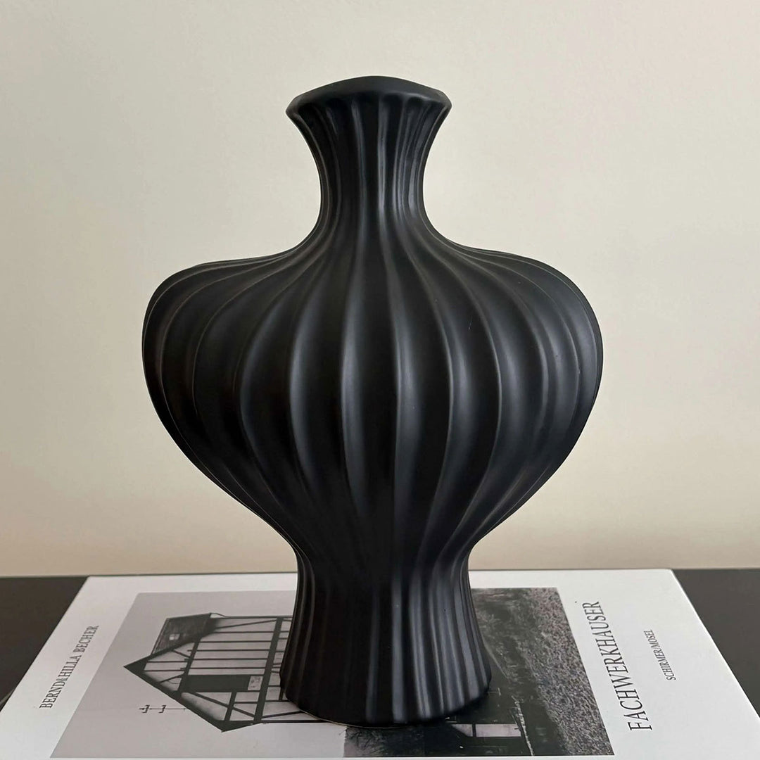 Wabi-Sabi Ceramic Vase Ornament