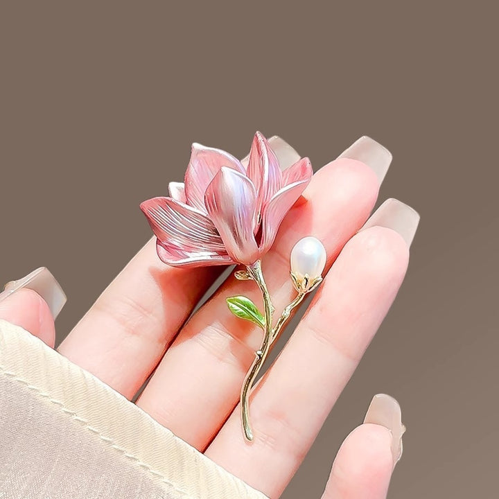 Elegant flower brooch Kalsten