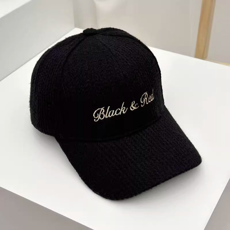 Women's Textured Knitted Baseball Cap Kalsten