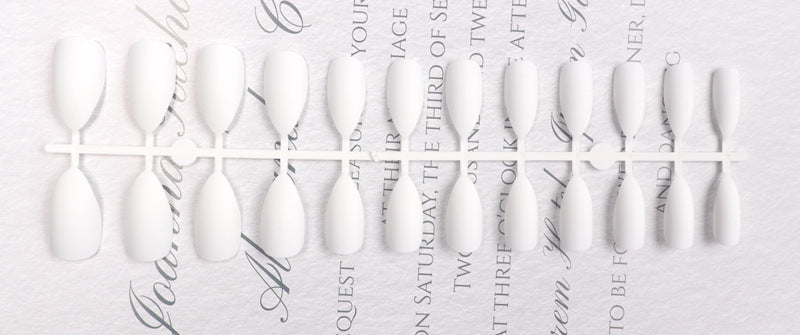 Stiletto Press-On Nail Set Kalsten