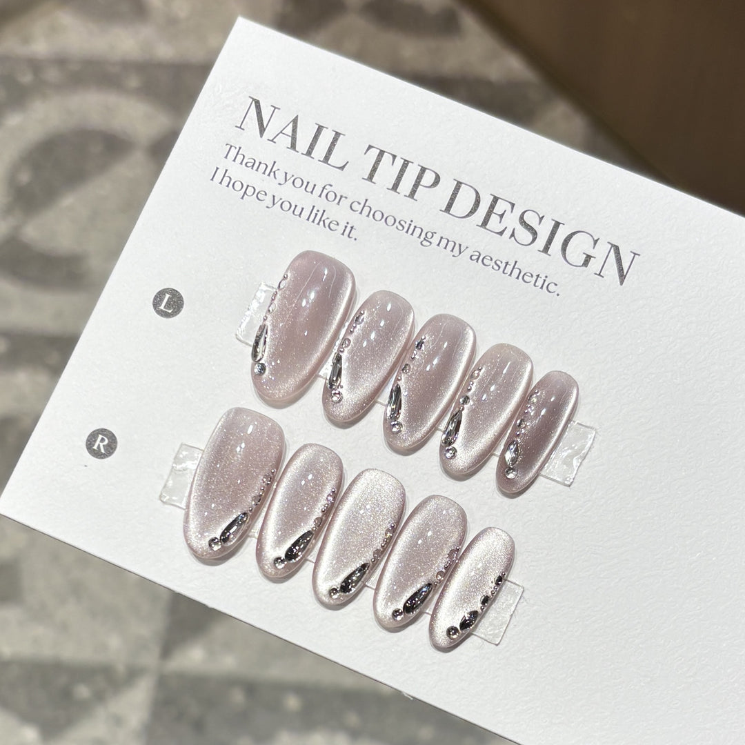 Elegant artificial nail tips with glitter effects Kalsten
