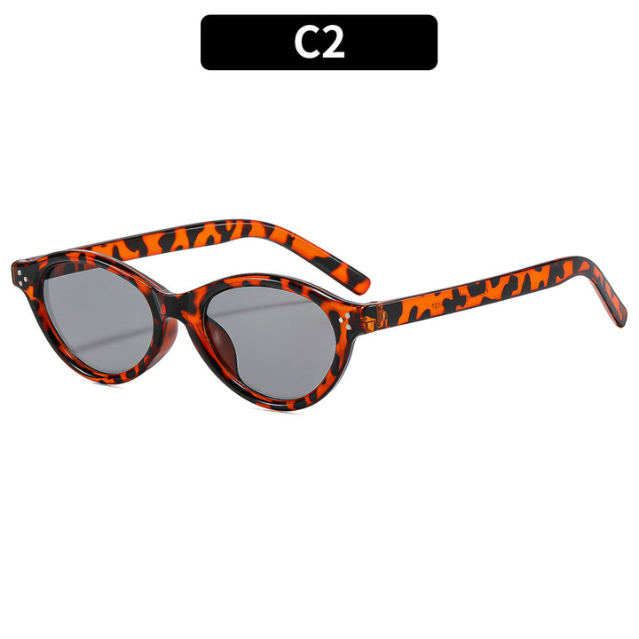 Chic Vintage Cat-Eye Sunglasses