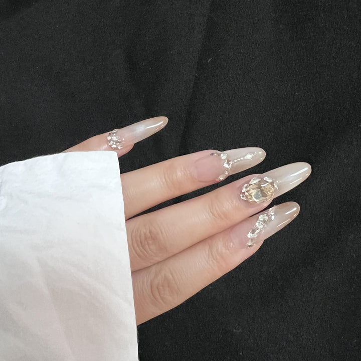 Glamorous Nail Design Kit Kalsten