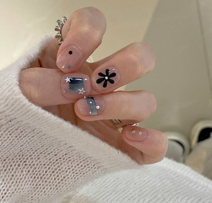 Artistic Heart Pattern Nail Art Extensions Kalsten