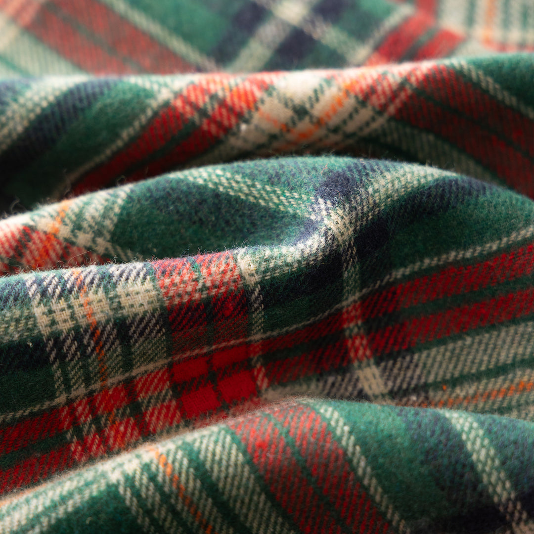 Rectangular checkered tablecloth made of cotton blend with pompom tassels Kalsten