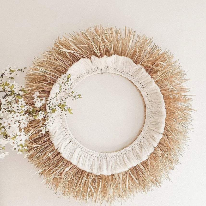 Decorative wall mirror in sunray design Kalsten