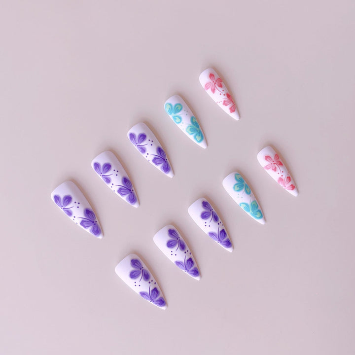 Artificial nail set with lively 3D floral designs Kalsten