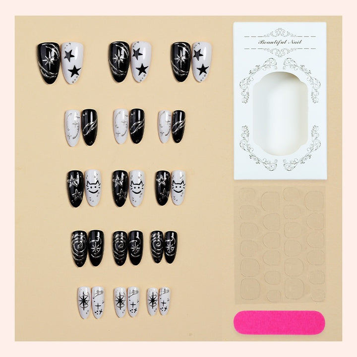 Nail art set with creative star motifs and sparkling accents Kalsten