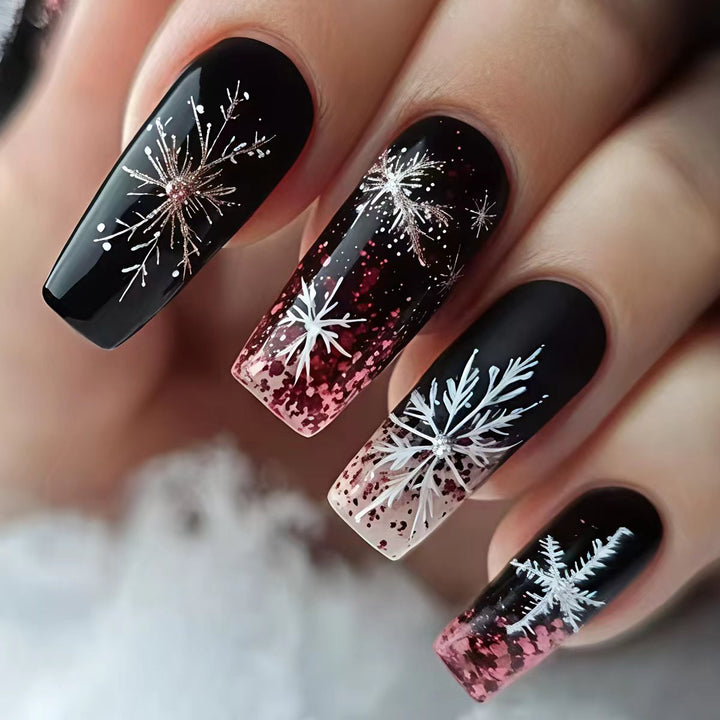 Winter-Themed Long-Lasting Nail Art Kalsten