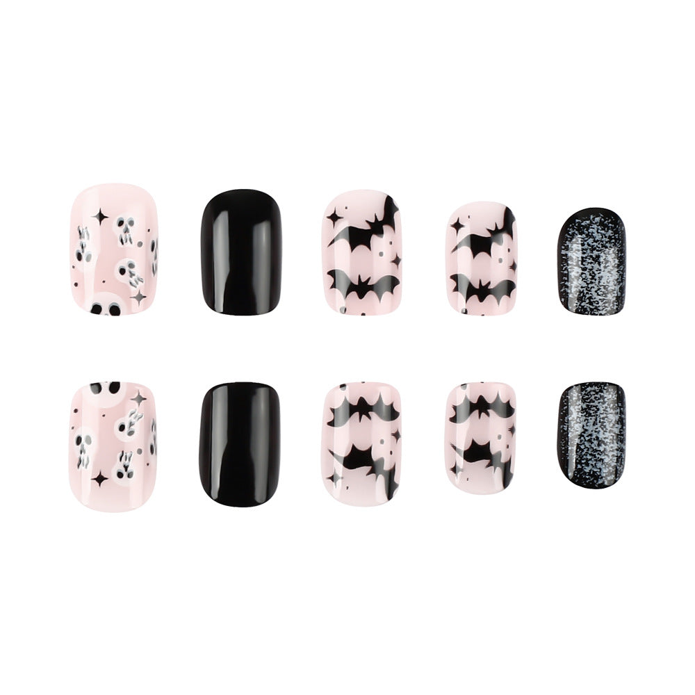 Spooky Halloween-Themed Nail Art Kalsten