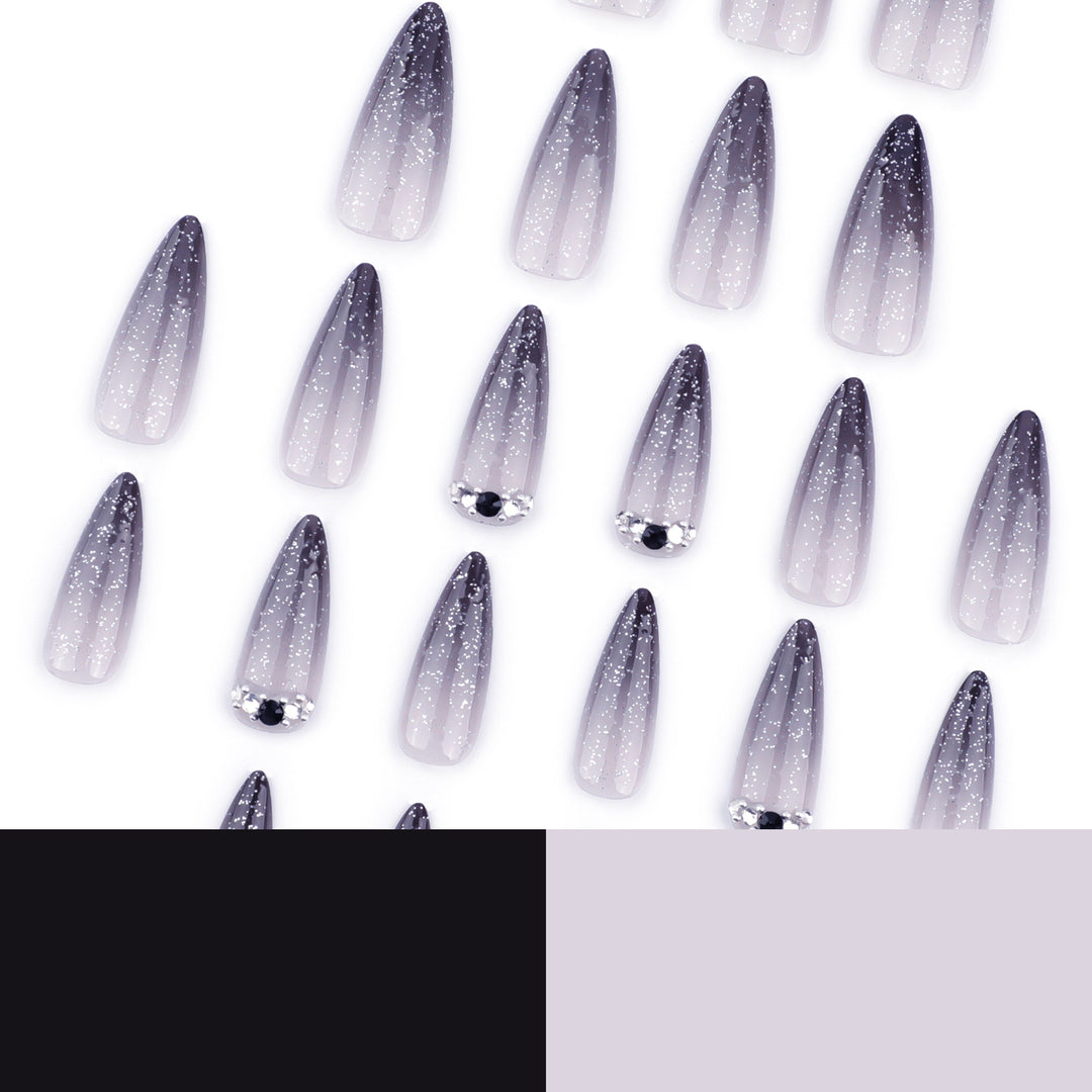 Glamorous artificial nails with sparkling accents Kalsten