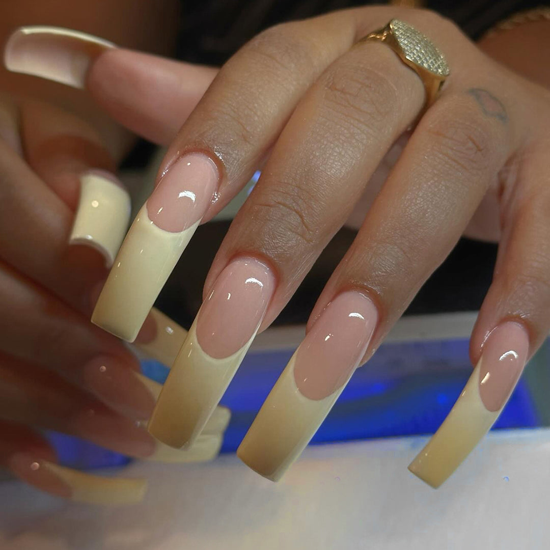 Premium French Tip Press-On Nail Set Kalsten