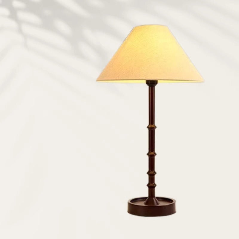Elegant Table Lamp with Classic Shade Design