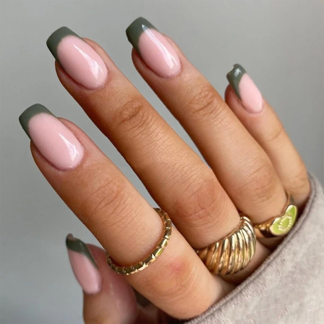 Artistic nail art with elegant gradient and lace accents Kalsten
