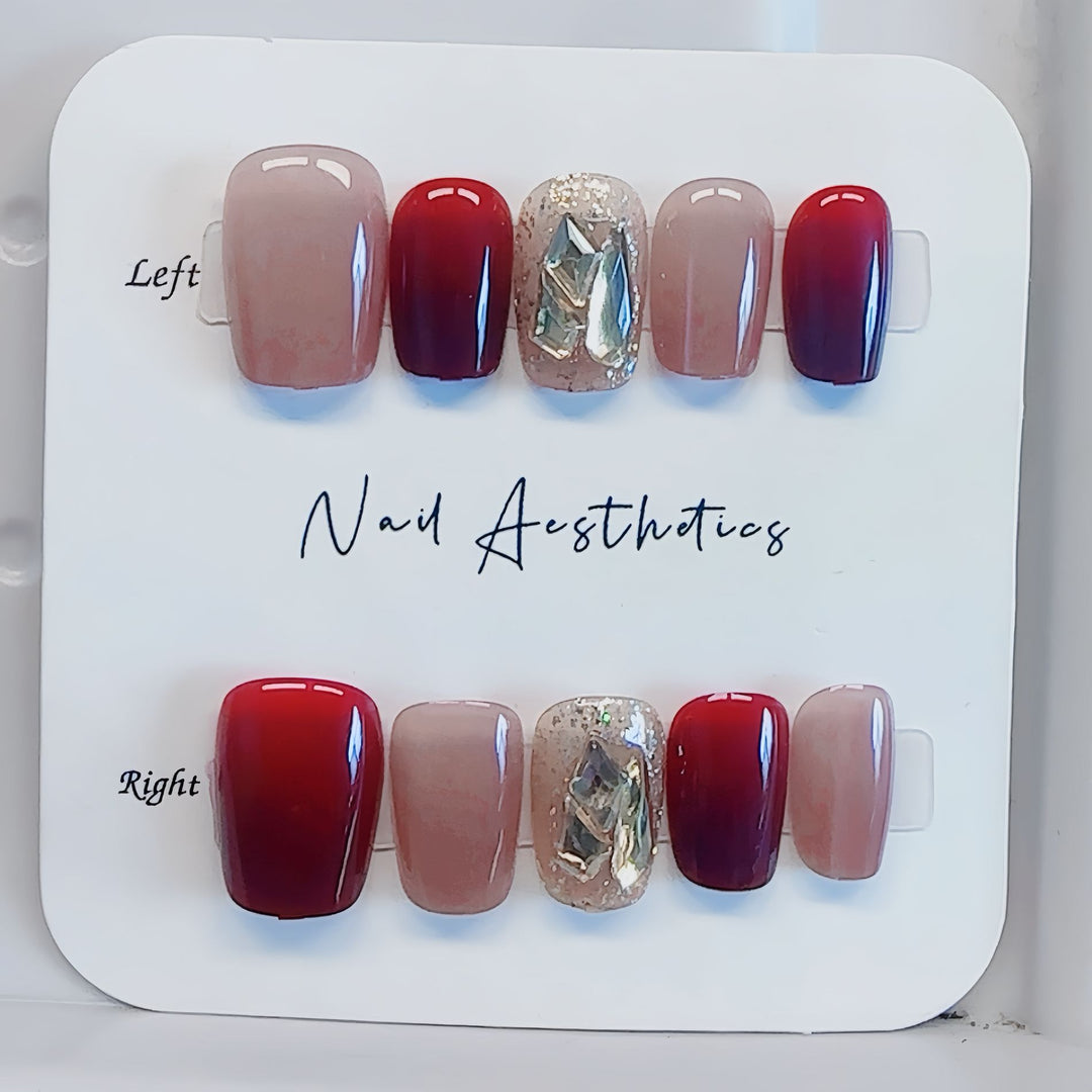Elegant Press-On Nail Design Kalsten