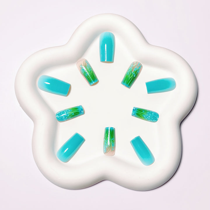 Artificial nails with innovative water motif Kalsten