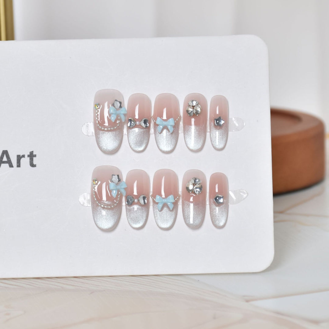 Decorative Press-On Nail Art with 3D Accents Kalsten