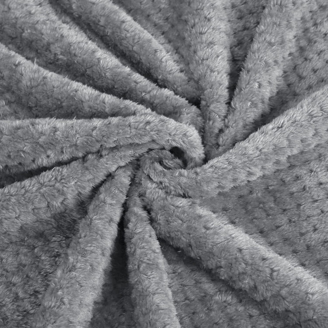 Ultra-Soft Plush Throw Blanket Kalsten