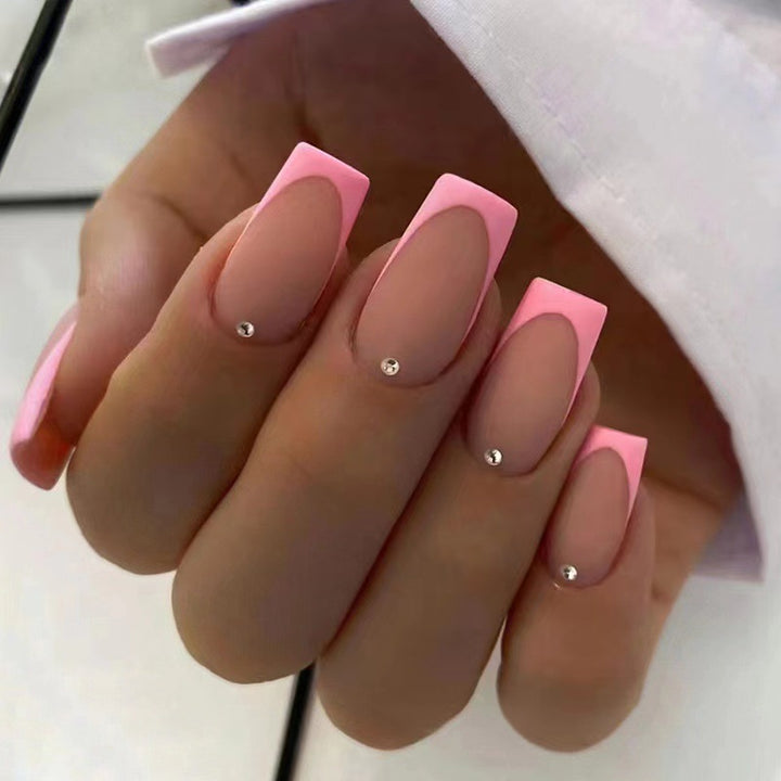 Nail set with elegant French design and glitter accents Kalsten