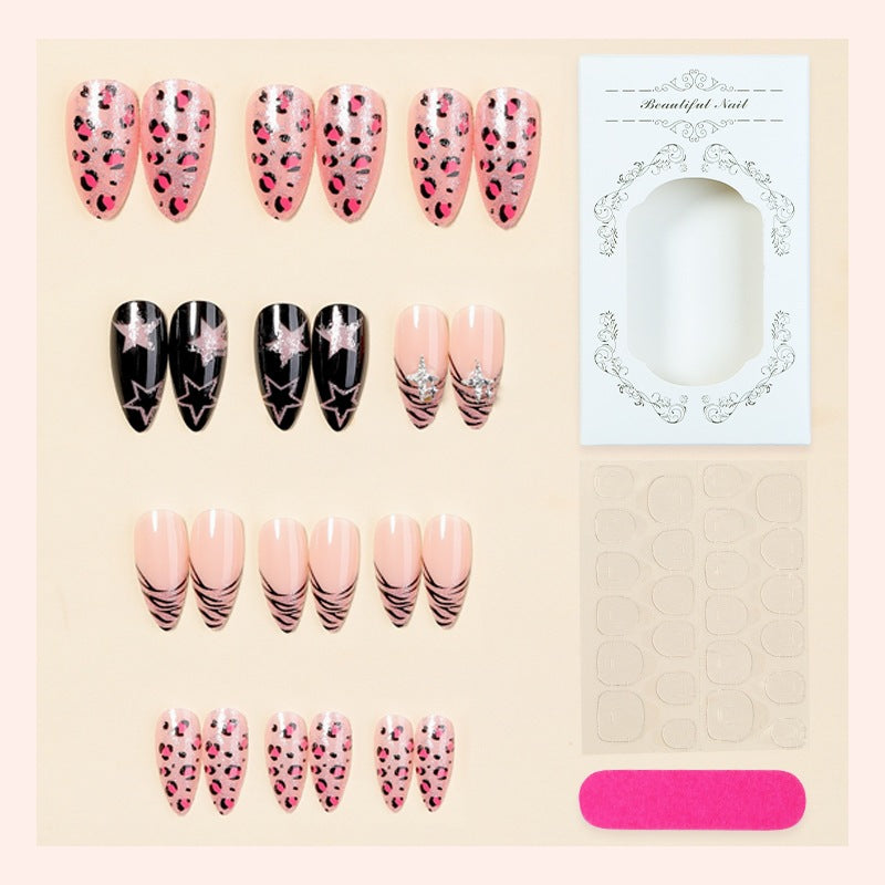 Creative nail art set with leopard and glitter accents Kalsten