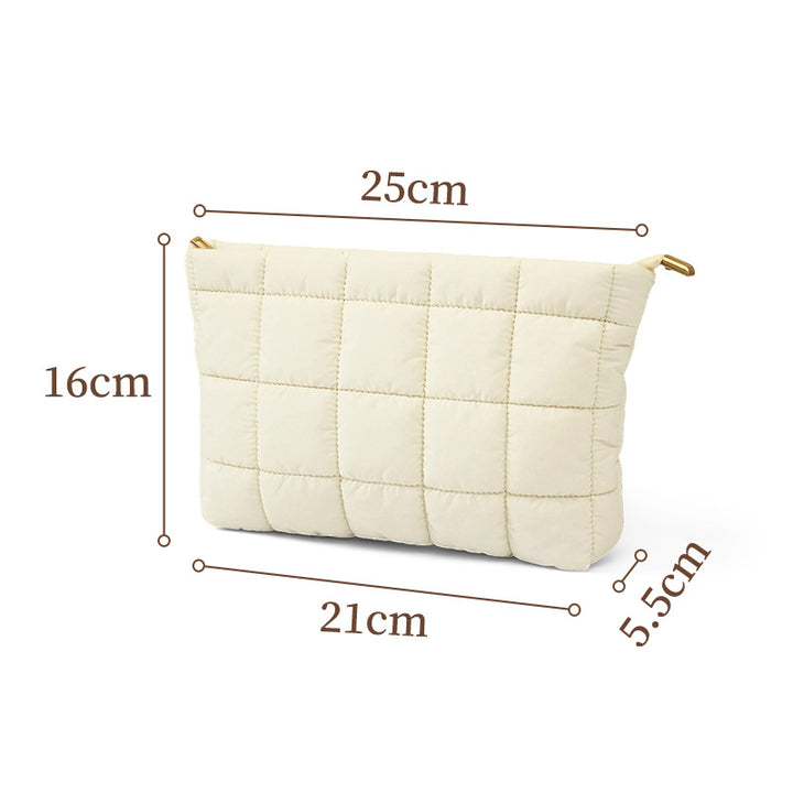 Quilted Travel Clutch Kalsten