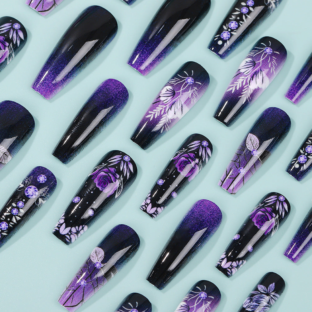 Elegant and creative art nails Kalsten