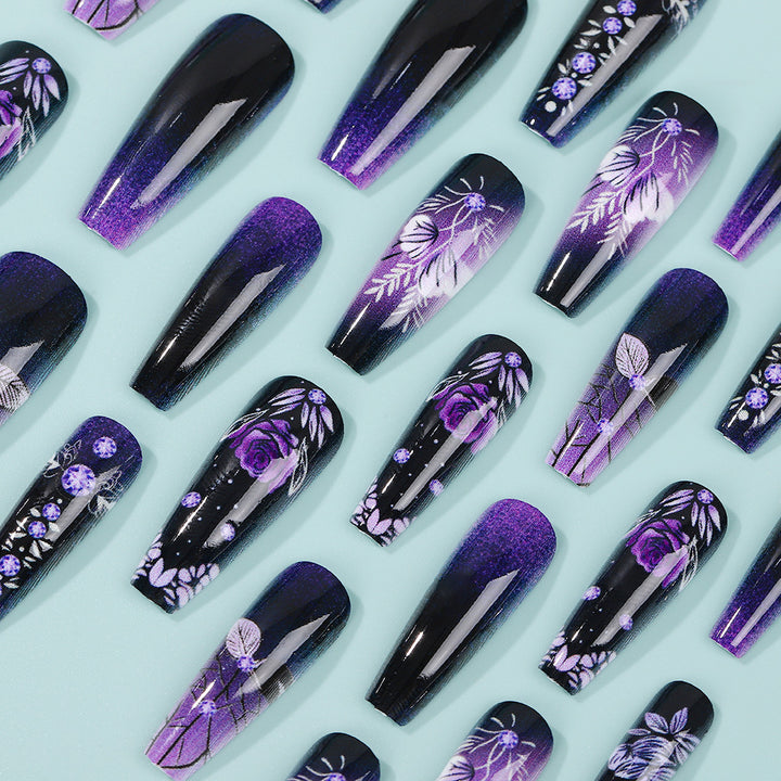 Elegant and creative art nails Kalsten