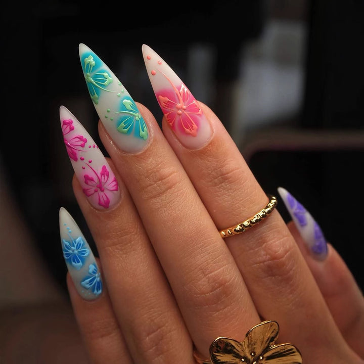 Artificial nail set with lively 3D floral designs Kalsten