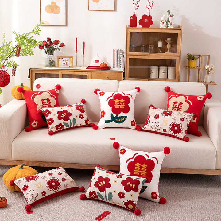 Decorative Floral Patterned Throw Pillow