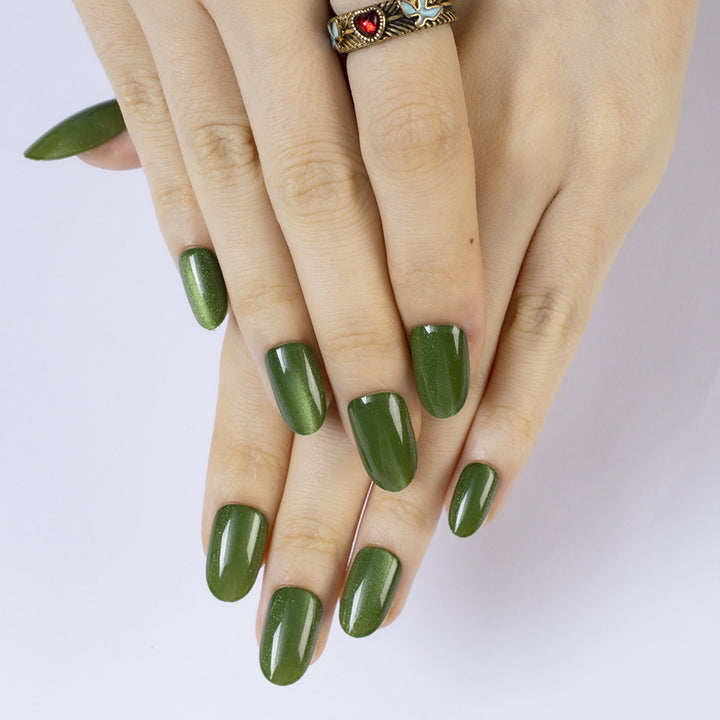 Artificial nails with luxurious shine and shimmering texture Kalsten
