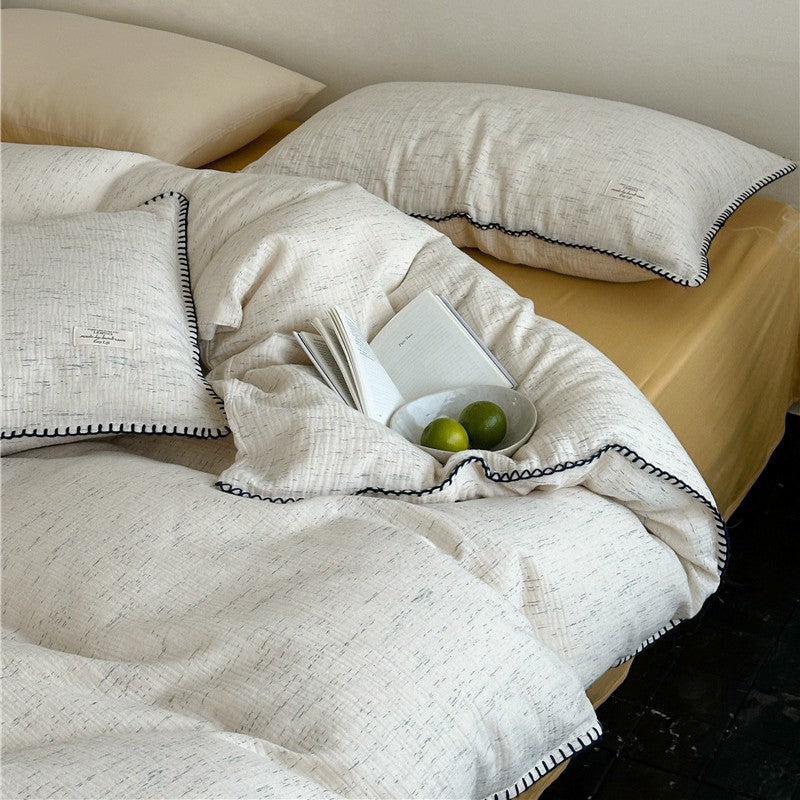 High-quality bedding set made of cotton-linen with fine texture and contrasting decorative seam