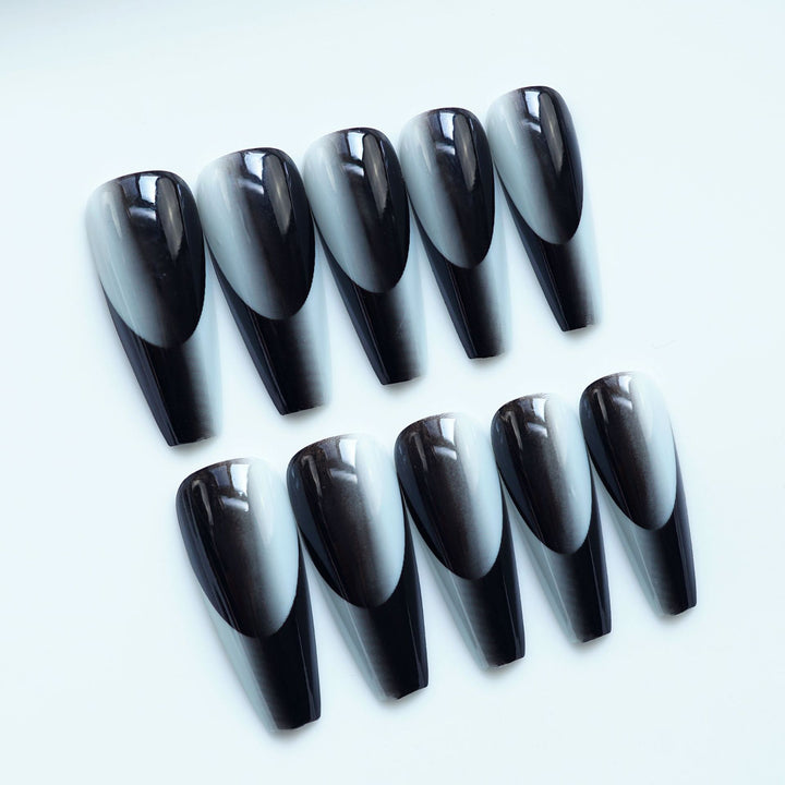 Stylish and creative artificial nails Kalsten