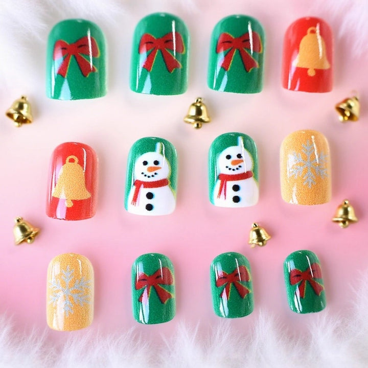Creative Themed Press-On Nail Art Kalsten